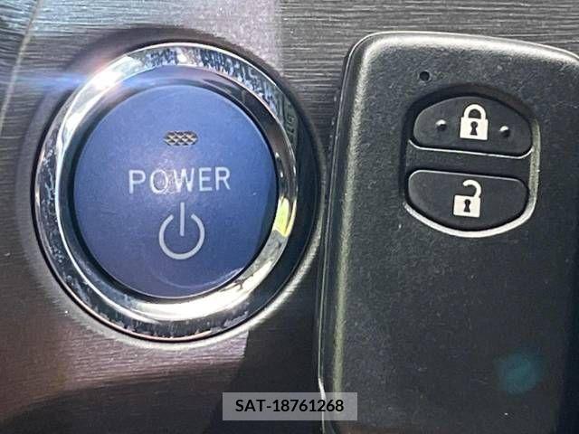 Toyota PRIUS 2013-05 322118-5