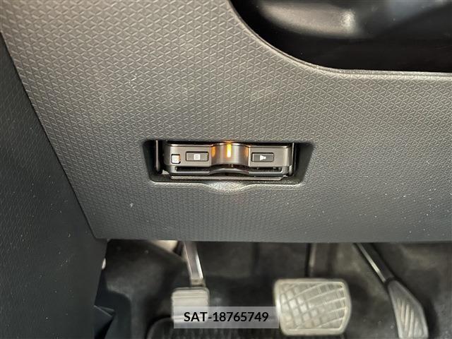 Daihatsu TANTO 2019-08 329380-9