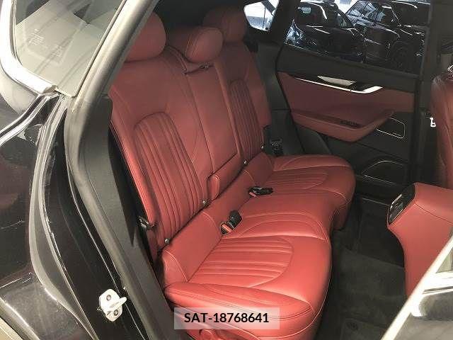 Maserati LEVANTE 2017-06 363235-9