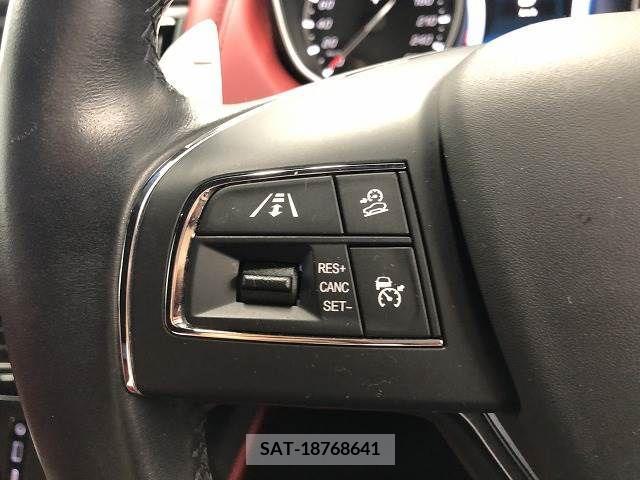 Maserati LEVANTE 2017-06 363235-5