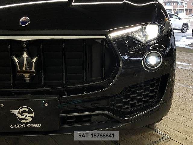 Maserati LEVANTE 2017-06 363235-18