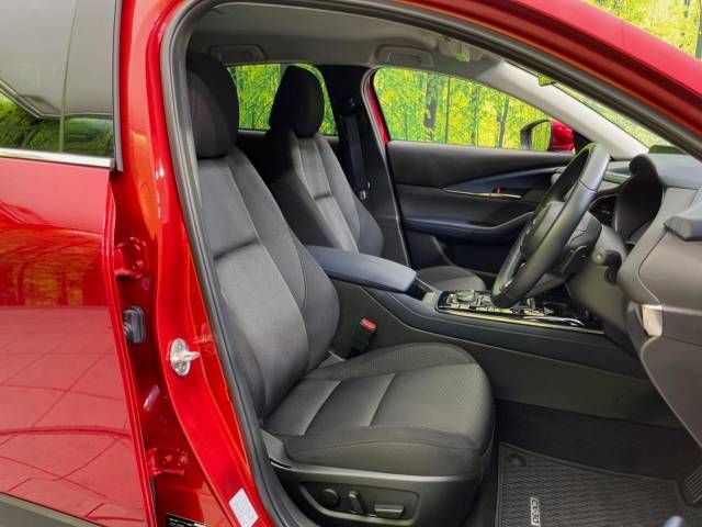 Mazda CX-30 2021-04 23880-8