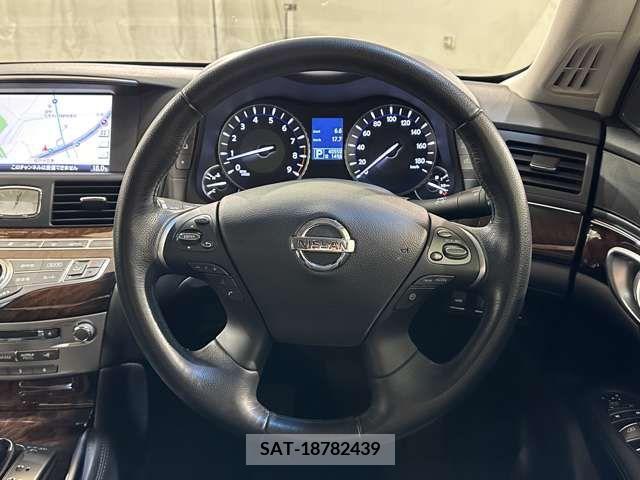 Nissan FUGA 2010-05 324768-13