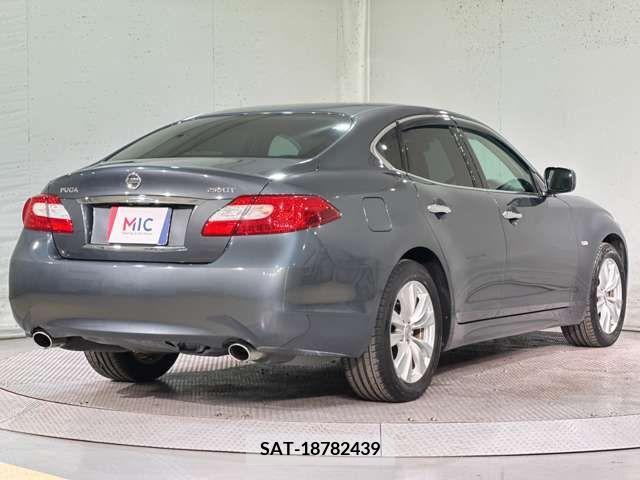 Nissan FUGA 2010-05 324768-8