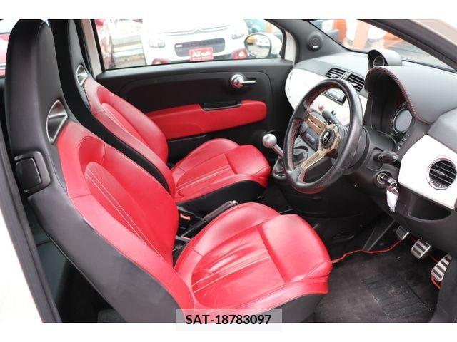 Abarth 500 2009-09 388929-11