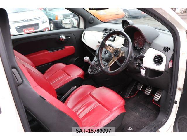 Abarth 500 2009-09 388929-10