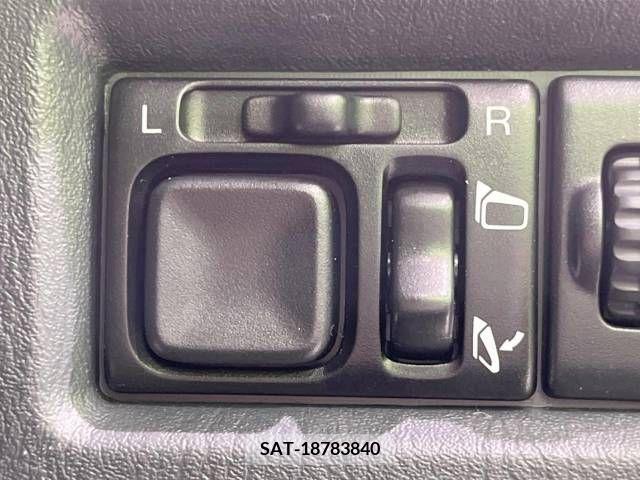 Suzuki JIMNY 2013-04 223166-6