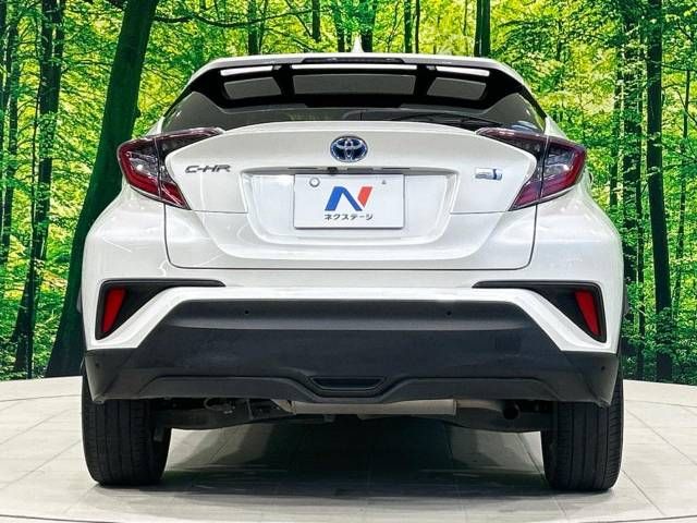 Toyota C-HR 2017-02 188597-15