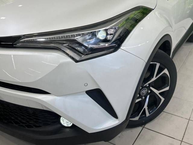 Toyota C-HR 2017-02 188597-12