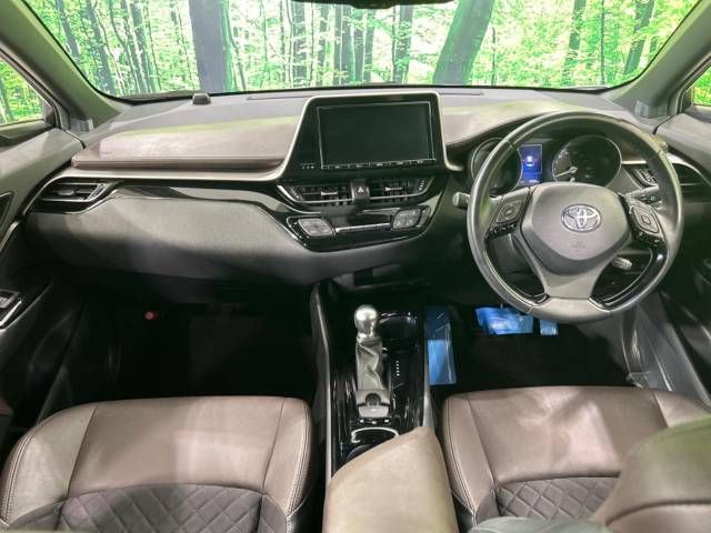 Toyota C-HR 2017-02 188597-1