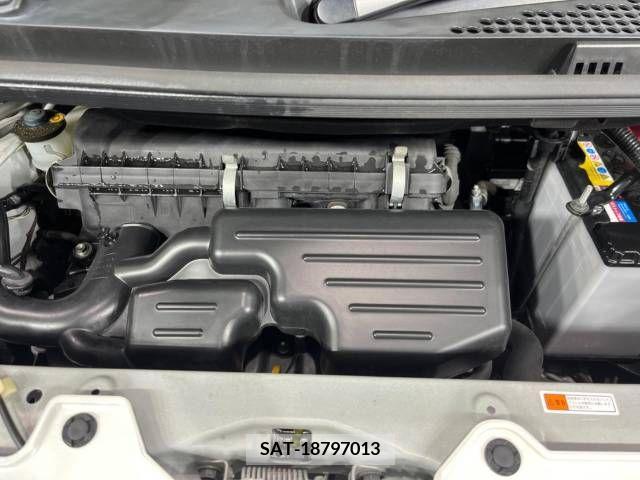 Daihatsu MOVE 2017-04 206217-18