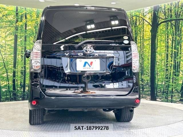 Toyota VOXY 2008-04 394939-16