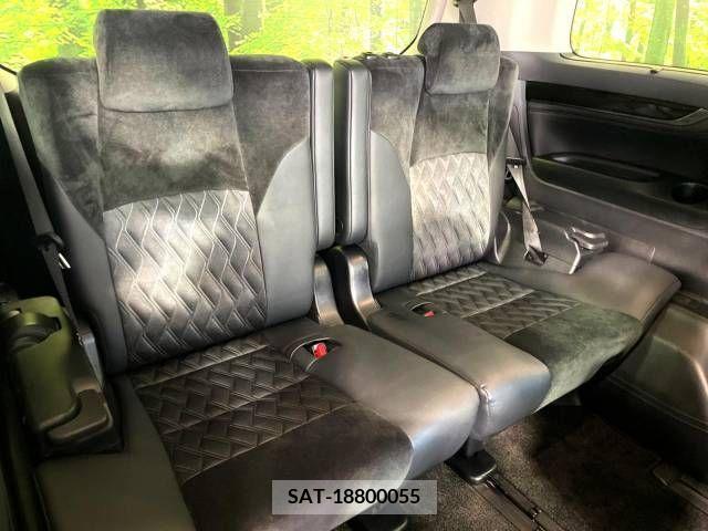 Toyota ALPHARD 2017-11 389046-9