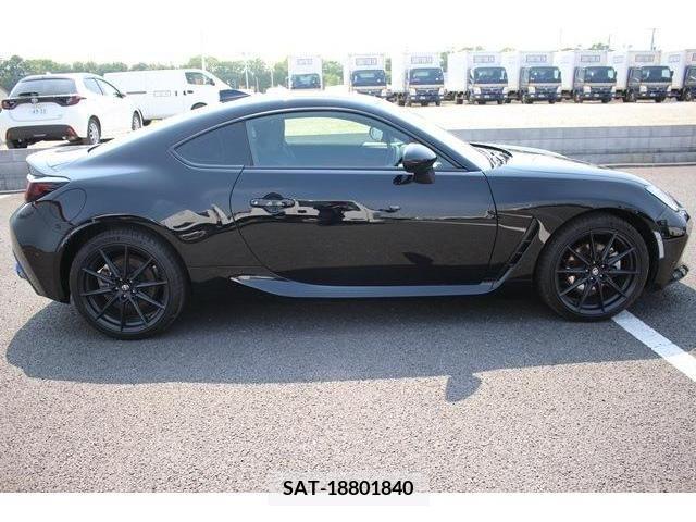 Toyota 86 2022-04 270838-11