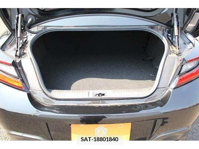 Toyota 86 2022-04 270838-17