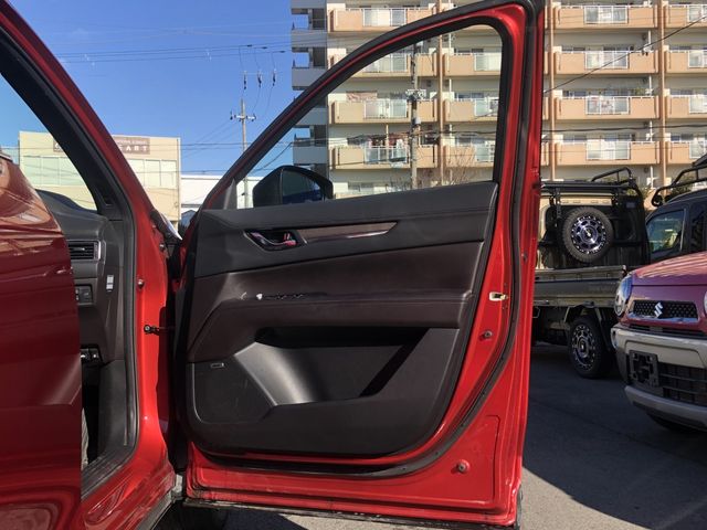 Mazda CX-8 2018-03 193347-11
