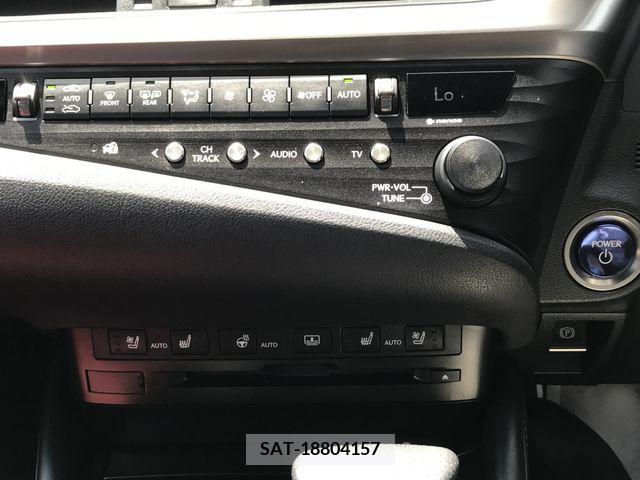 Lexus ES 2019-04 242303-19