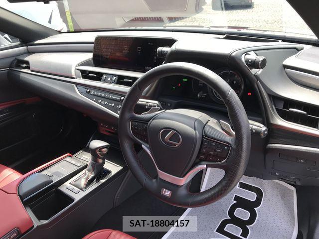 Lexus ES 2019-04 242303-10