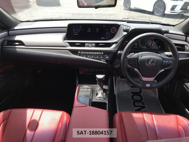 Lexus ES 2019-04 242303-8