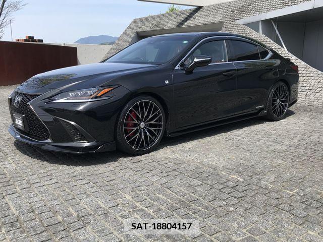 Lexus ES 2019-04 242303-1
