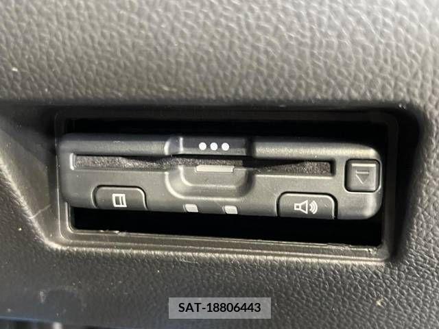 Suzuki SWIFT 2018-05 286656-4