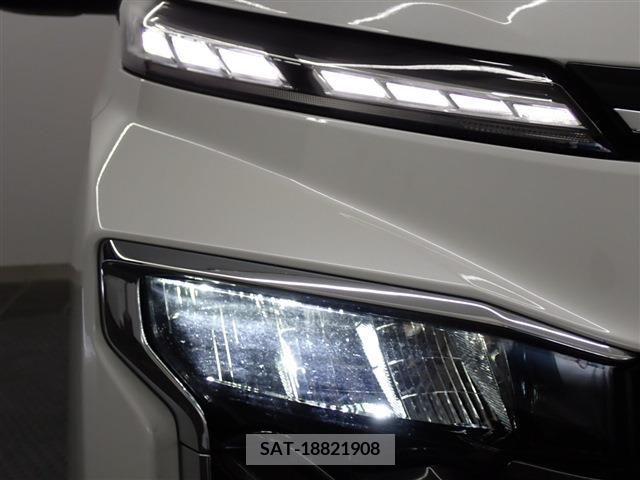 Toyota VOXY 2023-07 345642-7
