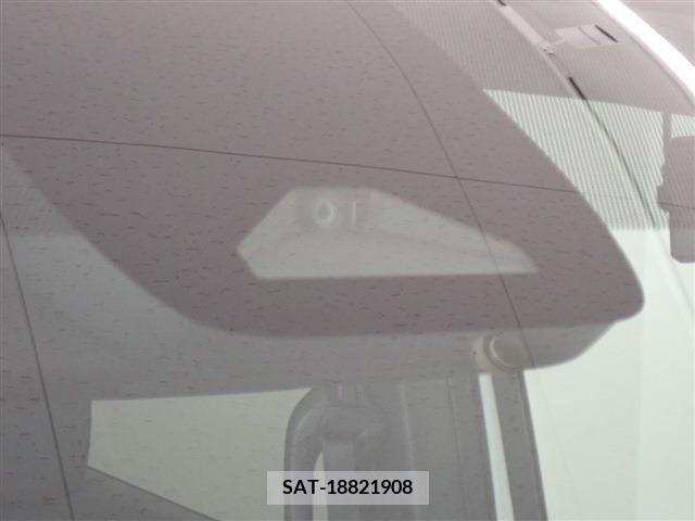 Toyota VOXY 2023-07 345642-6