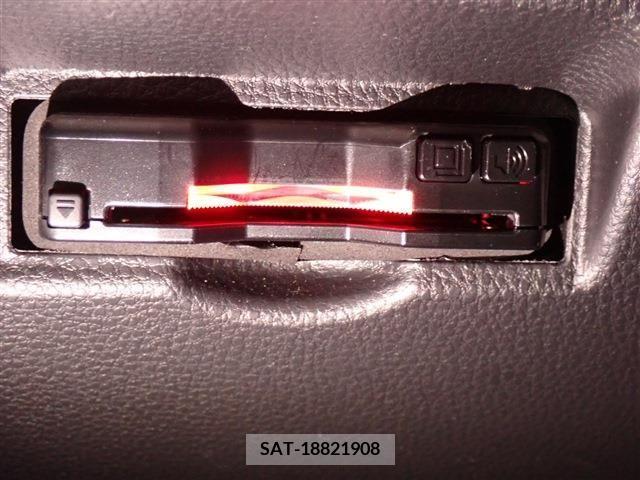 Toyota VOXY 2023-07 345642-12