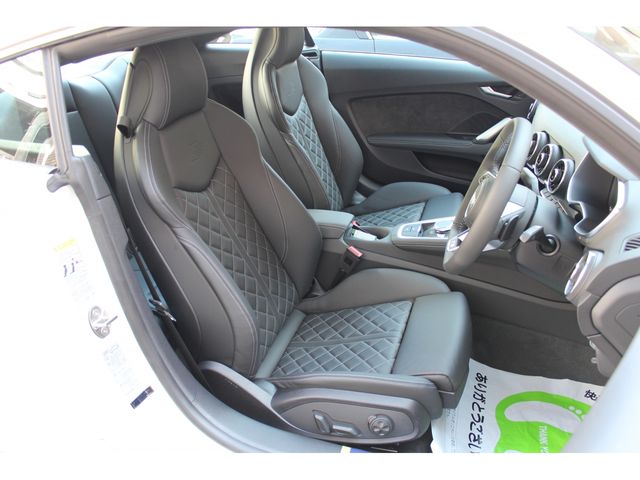Audi TT 2023-03 14585-12