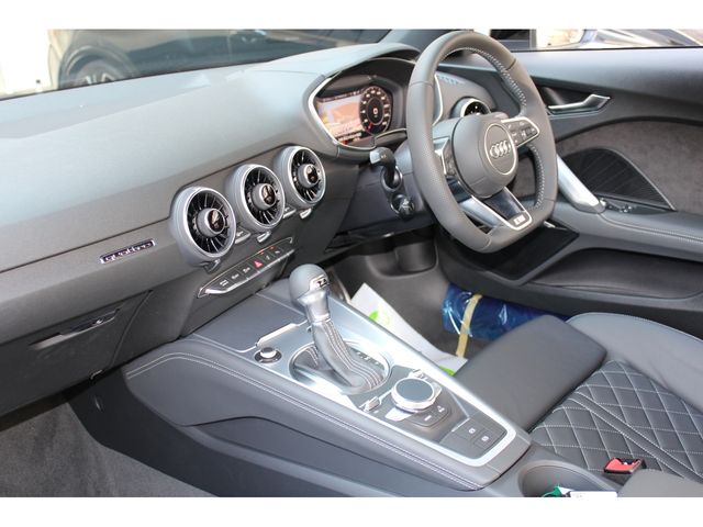 Audi TT 2023-03 14585-14