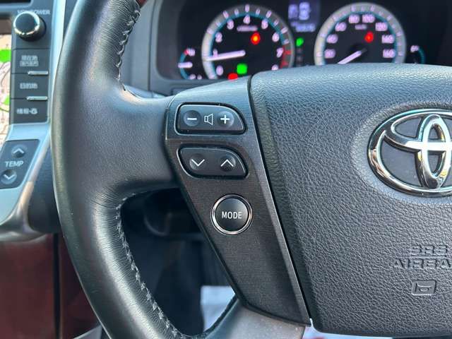 Toyota CROWN MAJESTA 2013-01 186136-18