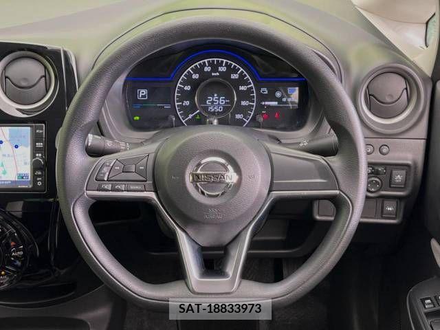 Nissan NOTE 2019-11 243821-6