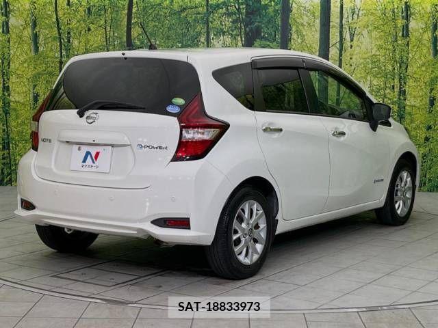 Nissan NOTE 2019-11 243821-15