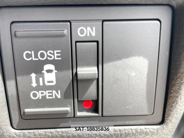 Honda N BOX CUSTOM 2022-01 307381-5