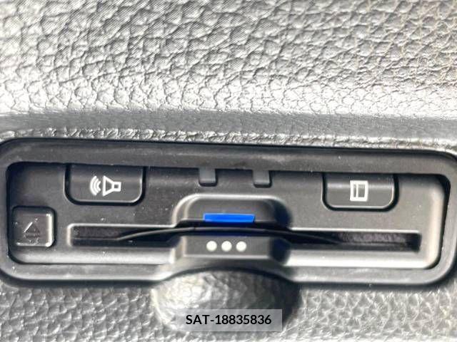 Honda N BOX CUSTOM 2022-01 307381-4