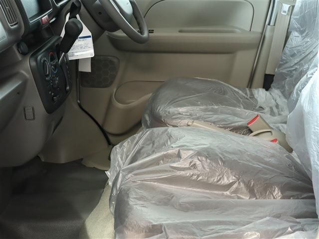 Nissan CLIPPER 2022-09 1440-12