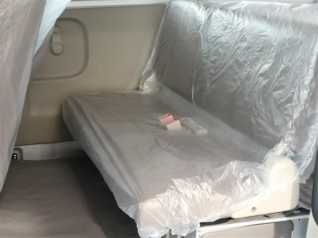Nissan CLIPPER 2022-09 1440-14