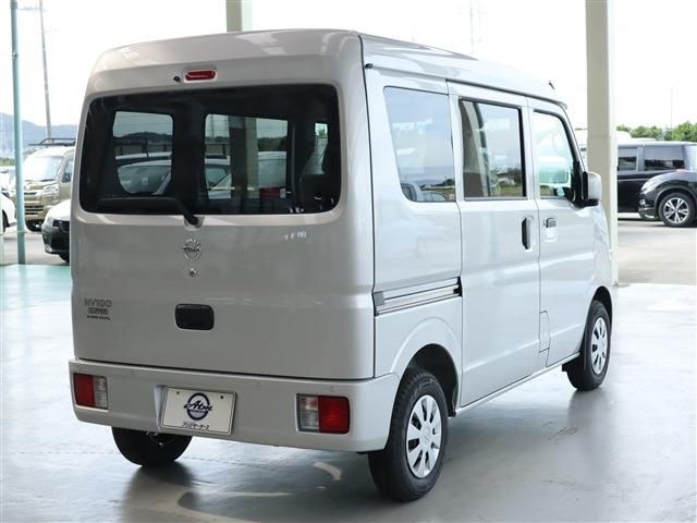Nissan CLIPPER 2022-09 1440-2