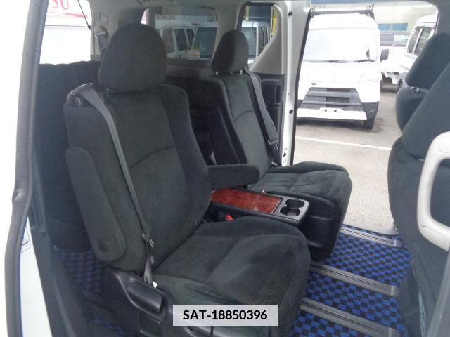 Toyota VELLFIRE 2010-01 386875-21
