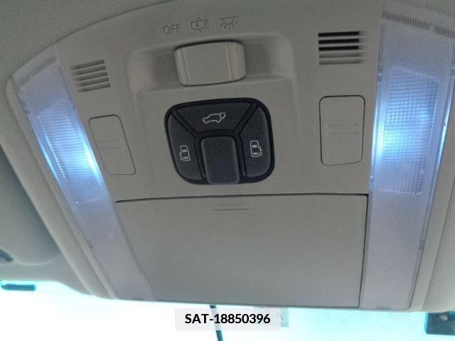 Toyota VELLFIRE 2010-01 386875-16