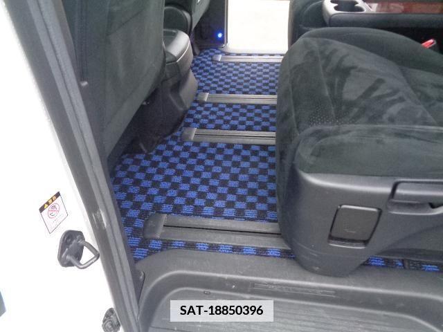 Toyota VELLFIRE 2010-01 386875-24
