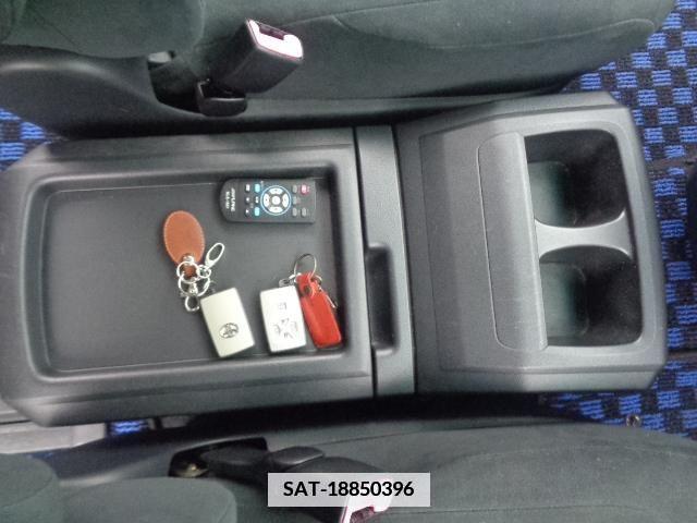 Toyota VELLFIRE 2010-01 386875-15