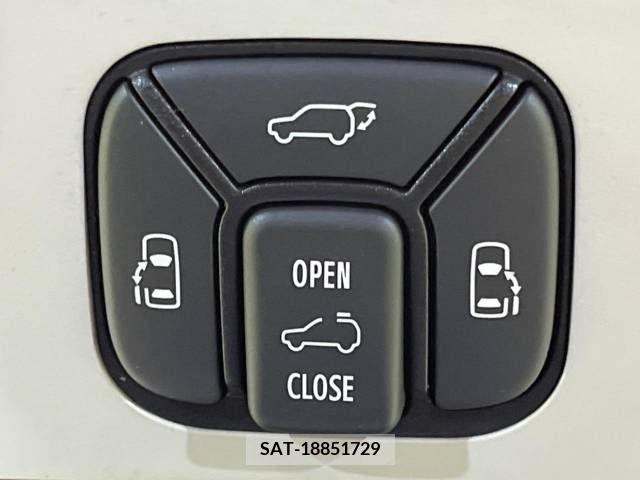 Toyota VELLFIRE 2012-06 330185-6
