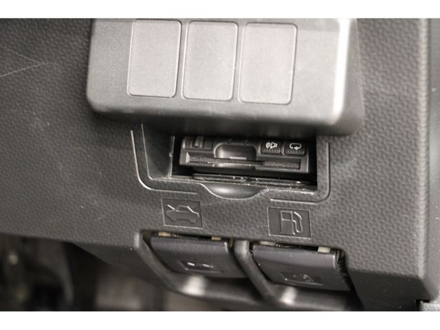 Toyota TANK 2017-09 16521-11