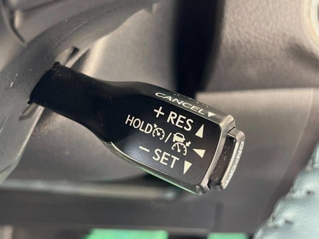 Toyota HARRIER 2017-08 15131-7