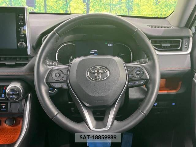 Toyota RAV4 2022-02 313203-11