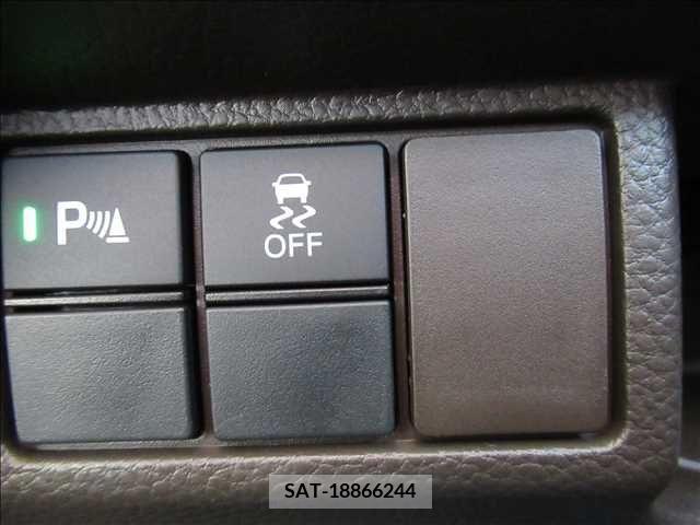 Honda N BOX 2021-08 307356-11