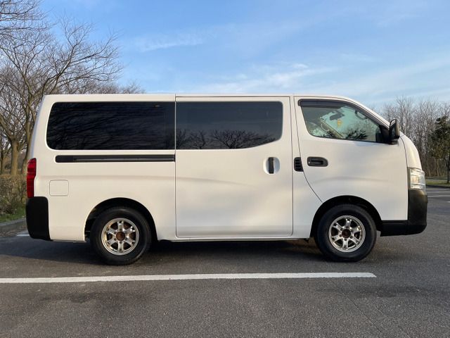 Nissan NV350 Caravan 2016-06 2170-7