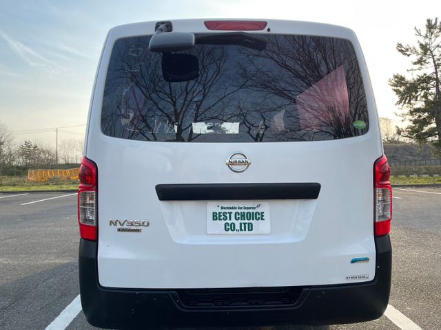 Nissan NV350 Caravan 2016-06 2170-6