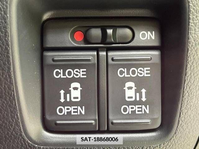 Honda N BOX CUSTOM 2015-03 346519-2